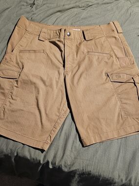 5.11 Tactical Men's Icon 10" Short